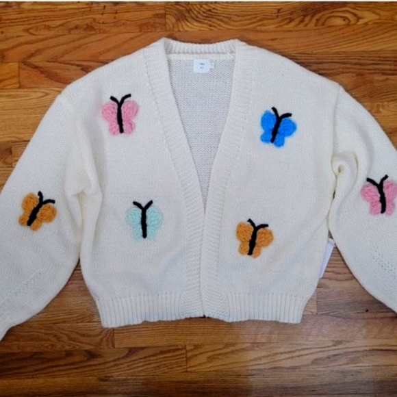 Sweater - Picture 1 of 1